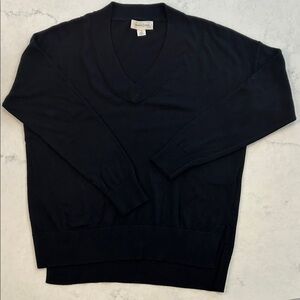 Treasure & Bond v neck sweater size S